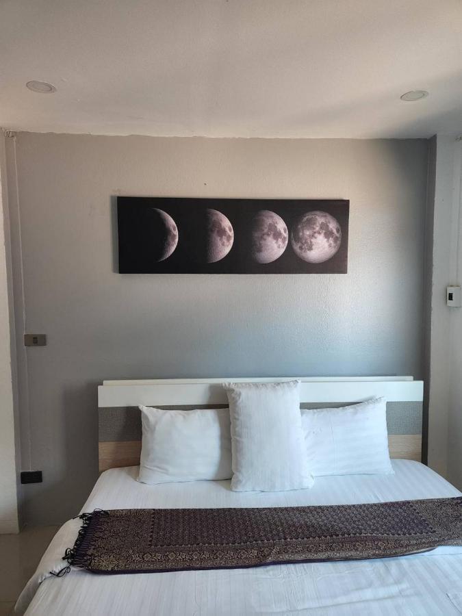 Galaxy Suites Pattaya Exterior foto